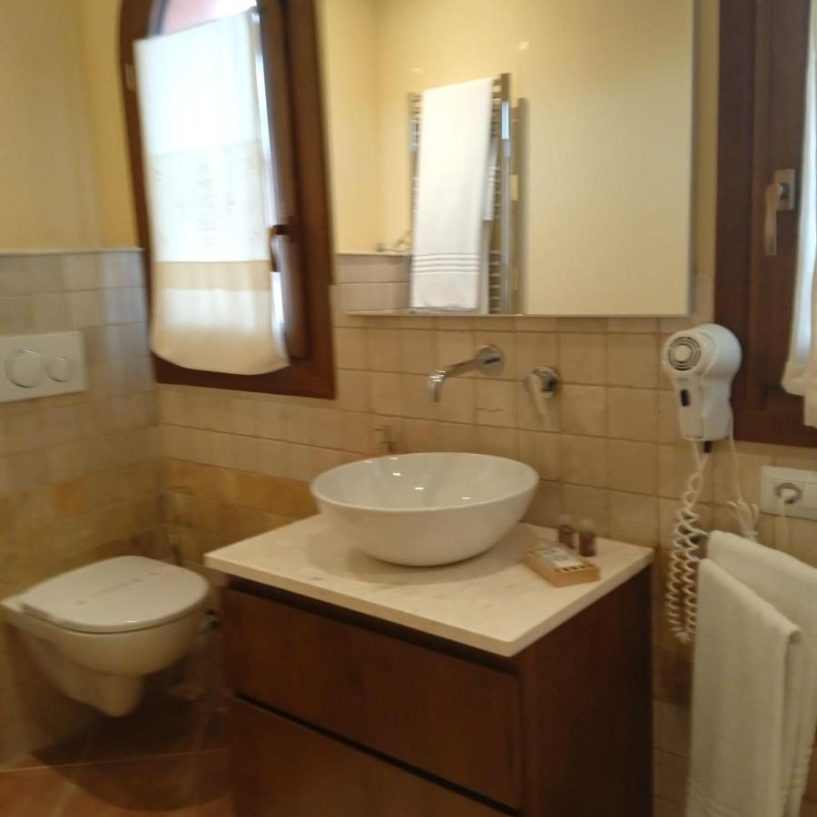 S'ena Hotel