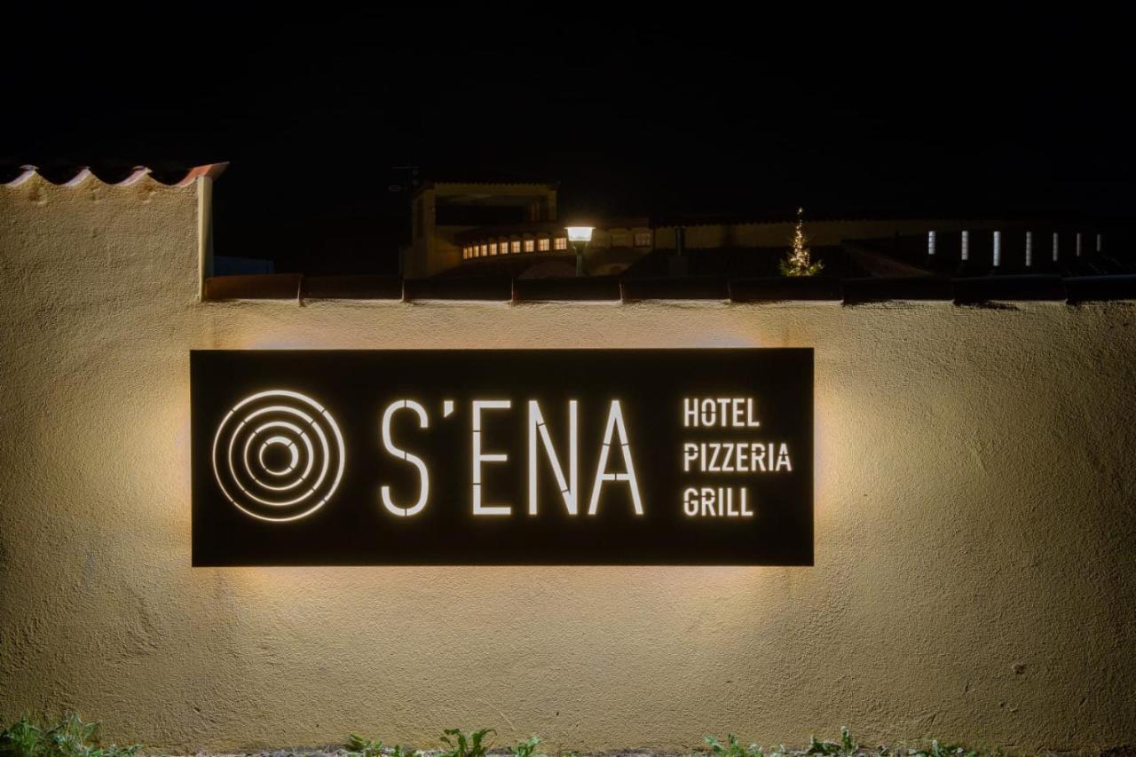 S'ena Hotel *